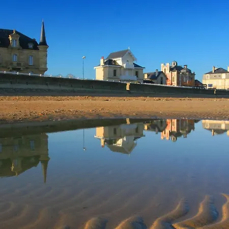 Belle Maison: Coastal Retreat With Garden Near Omaha Saint-Laurent-sur-Mer