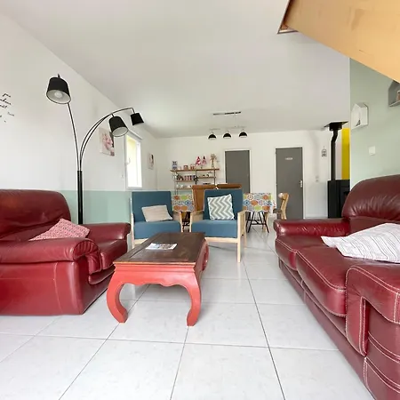 Belle Maison: Coastal Retreat With Garden Near Omaha * Saint-Laurent-sur-Mer