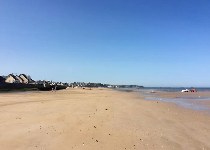 Prázdninový dům Sweet Omaha Belle Maison Recente Lumineuse Et Cosy Bien Equipee Jardin Clos 15 Mn A Pied Omaha Et Proche De Bayeux & Port En Bessin *