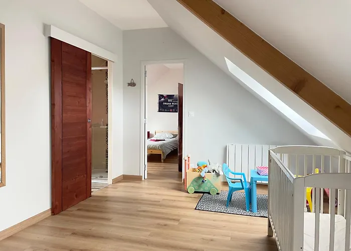 Prázdninový dům Sweet Omaha Belle Maison Recente Lumineuse Et Cosy Bien Equipee Jardin Clos 15 Mn A Pied Omaha Et Proche De Bayeux & Port En Bessin