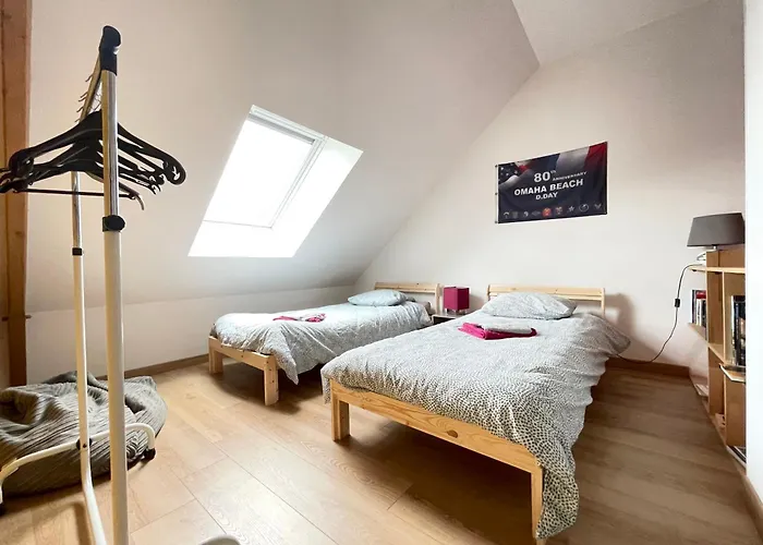 Prázdninový dům Sweet Omaha Belle Maison Recente Lumineuse Et Cosy Bien Equipee Jardin Clos 15 Mn A Pied Omaha Et Proche De Bayeux & Port En Bessin